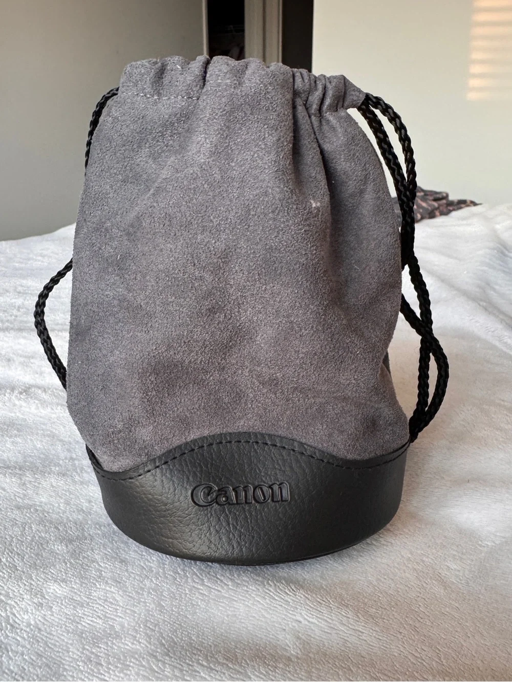 Canon LP1219 lens case